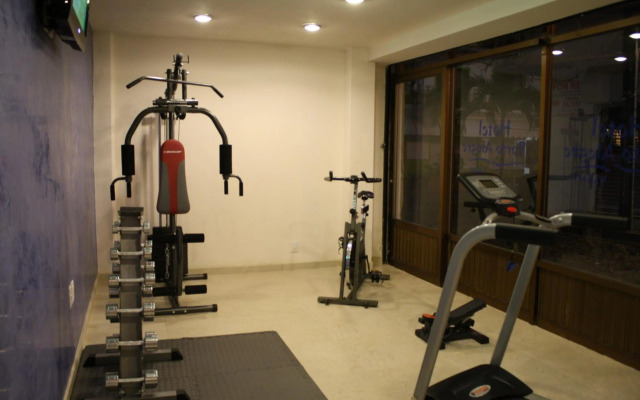 Hotel Porto Allegro - Near Malecon