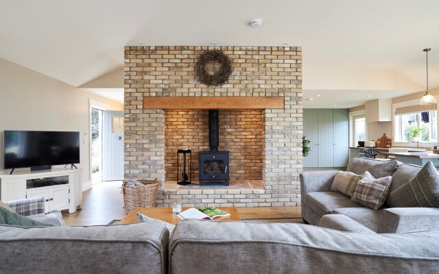 Lovely Home Close to Killaloe and Lough Derg