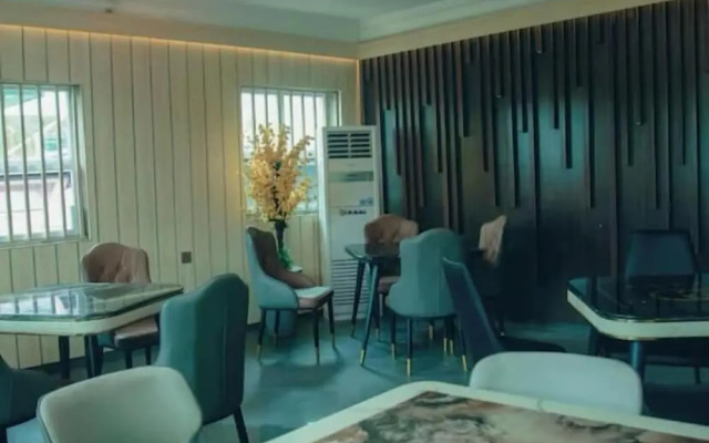 Royal Winners Hotel and Suite