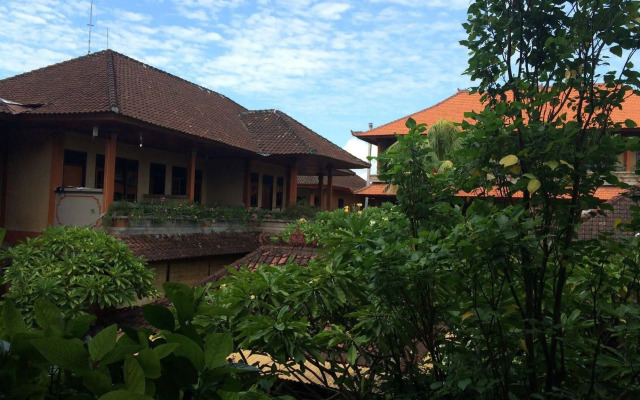 Suka Beach Inn
