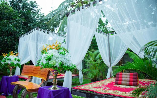 Reveal Courtyard in Reveal Angkor