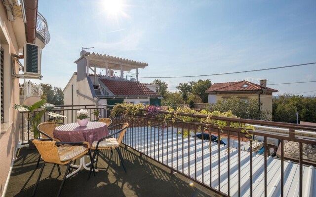 Stunning Home in Jadranovo With Wifi and 5 Bedrooms