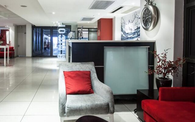 The Nicol Hotel and Apartments