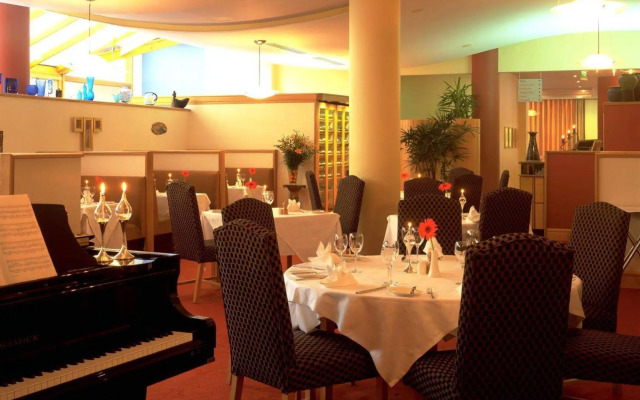 Tullamore Court Hotel