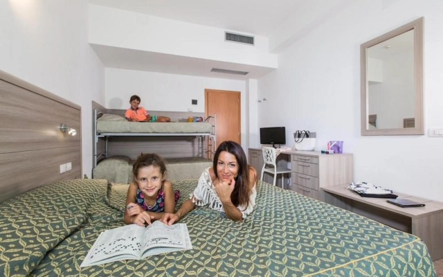 Hotel International