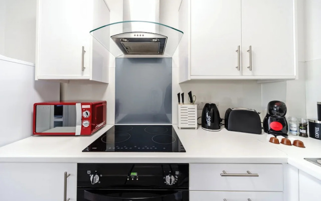 Whitchurch Road Retreat in Cardiff