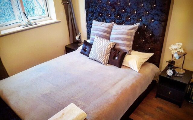 Luxury Two Bedroom Apartments