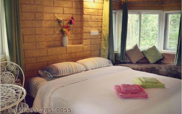 Baandin Chiewlarn Resort