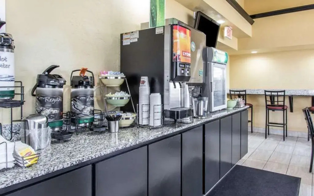 Quality Inn & Suites