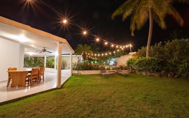 Casati Family House, Great Pool & Garden!