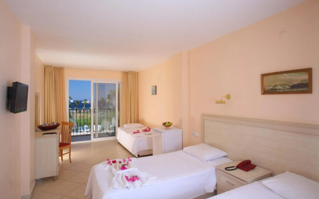Catamaran Hotel