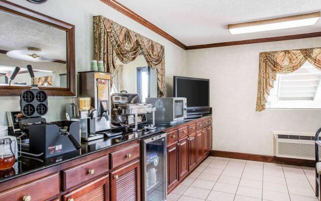 Quality Inn & Suites Dublin