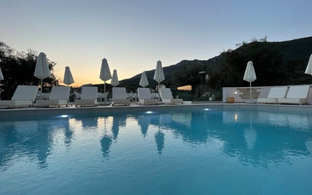 Gallery Suites Parga