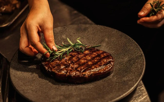 Duplexes and Penthouses at Twinpalms Phuket