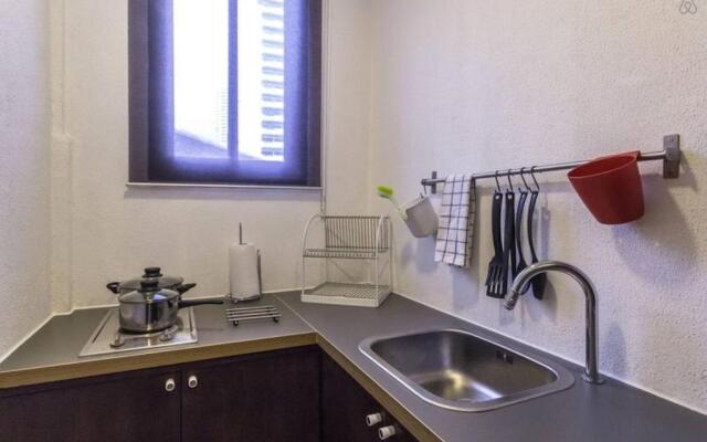Fabulous Second Floor Apartment Dasiri Downtown Residence