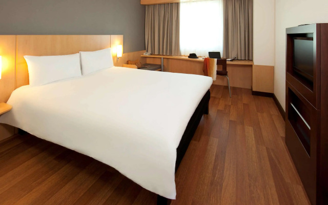 ibis Geneve Centre Nations