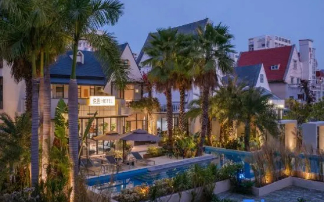 Silver Beach Yuese Hostel