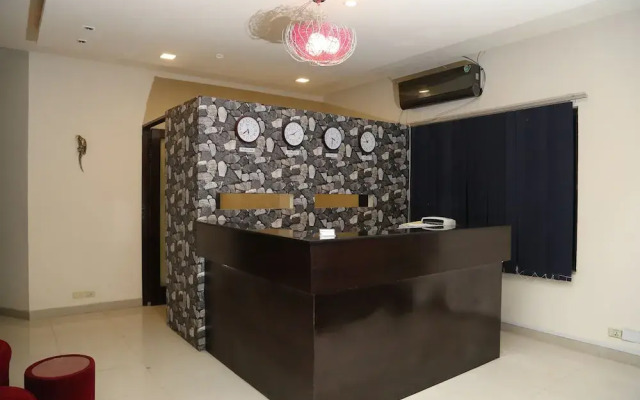 Westin Suites Guest House
