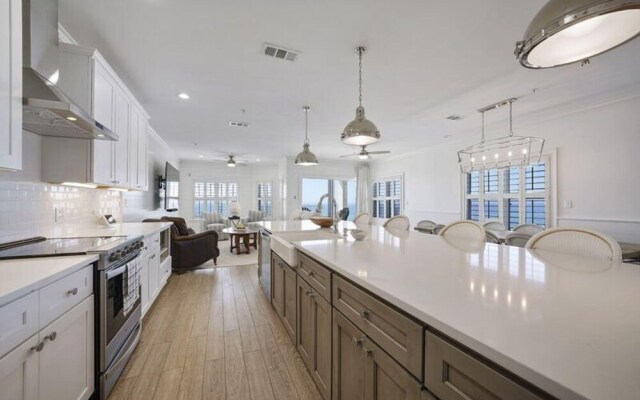 Crystal Dreams by Bliss Beach Rentals