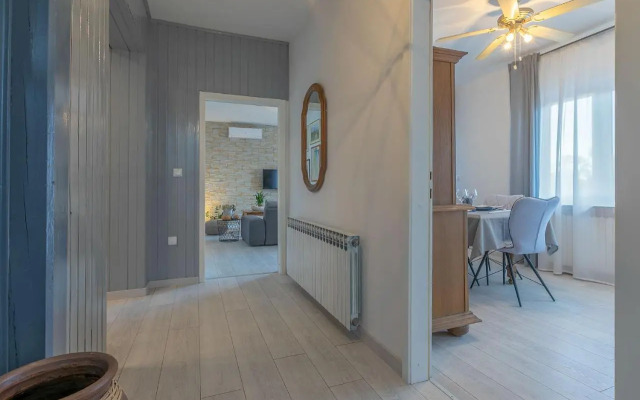 Premium 100m2 sea view apartment