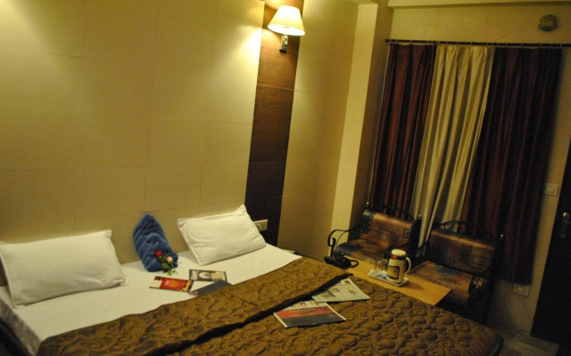 Hotel Golden Deluxe