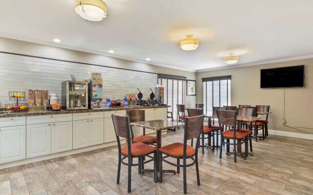 Best Western Brady Inn