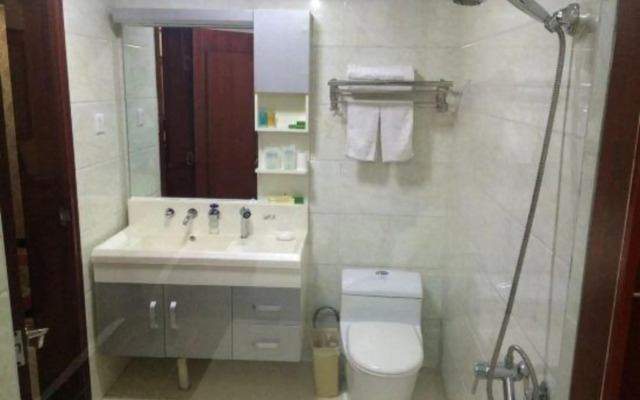 Zhushan Hotel
