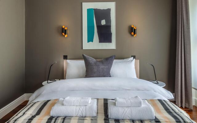 The Knaresborough by Aura Collection