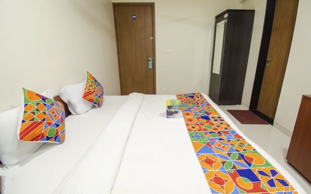FabExpress Aakiyo Rooms
