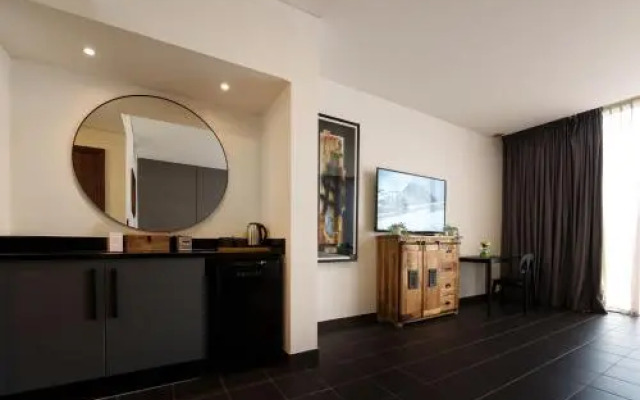 Emirates Sports Hotel Apartments