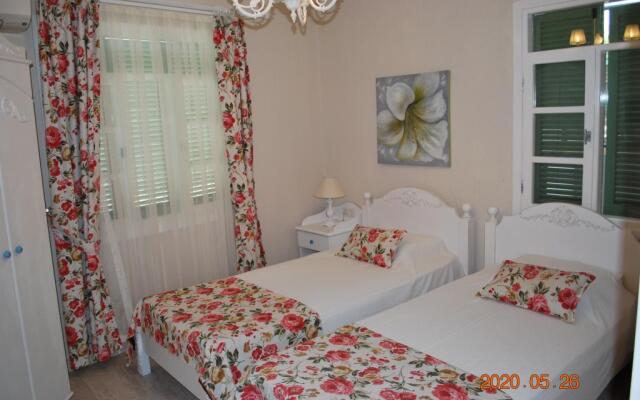 The White Otel Alacati