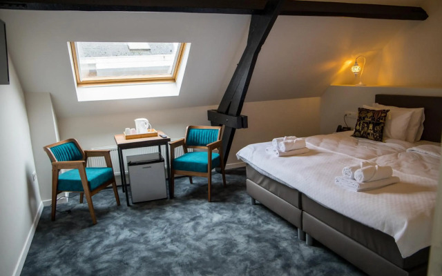 Guzy hotel