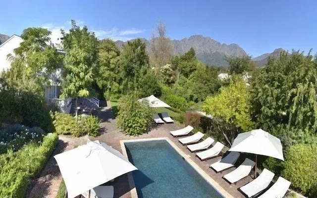 Plumwood Boutique Hotel
