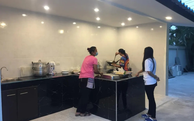 Royal Graces Pool Villas