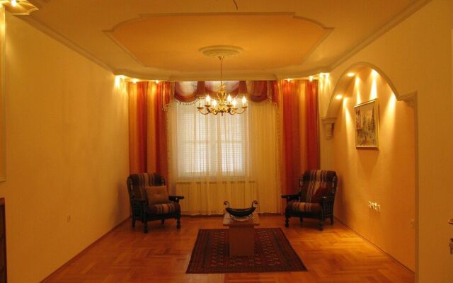 Tokin House