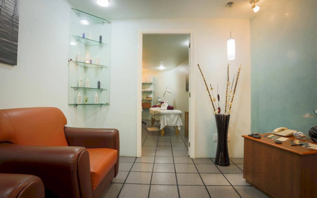 Hotel Abastos Plaza