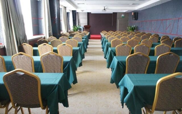 Jiutian Fashion Hotel