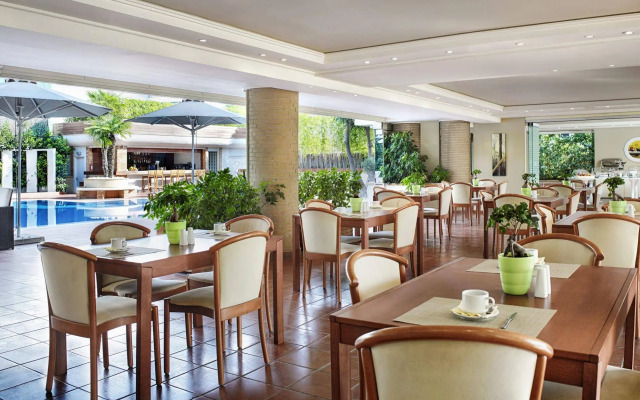 Blazer Suites Hotel