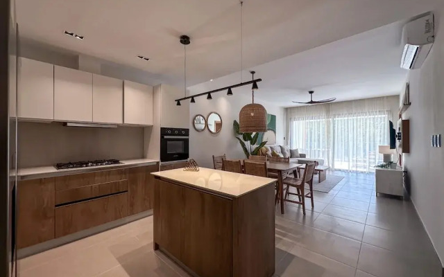Spectacular Golf Front 3BR Apartment!