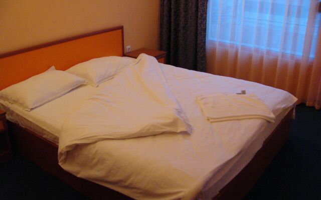 Family Hotel Jemelly