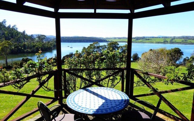 Tamar River Retreat