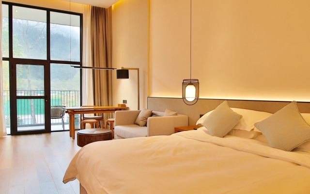 Yinju Jingde Art Hotel