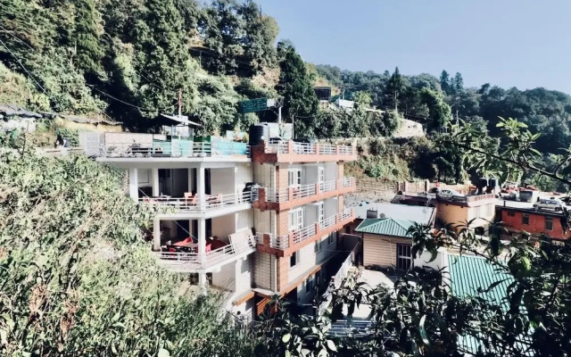 Vista Hills by Bala's