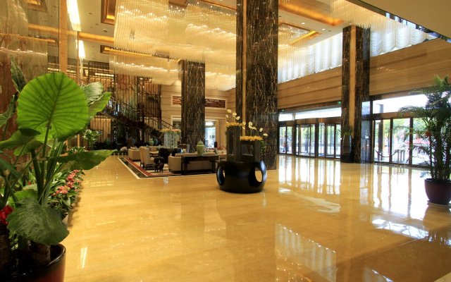 Zhangjiagang Zhonglian GDH International  Hotel