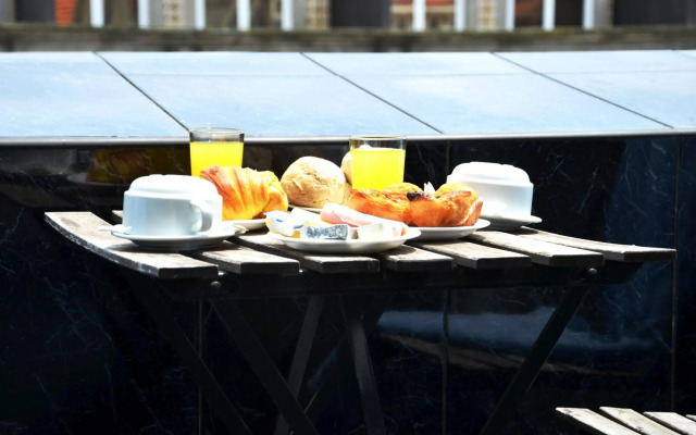 Hotel Girassol