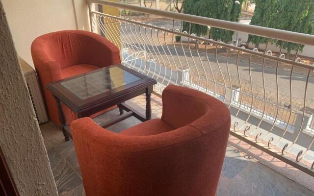 E-Gold Luxury Hotel