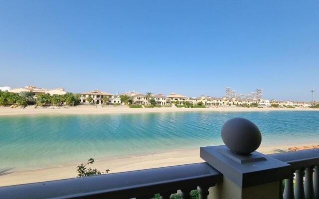 Palm Jumeirah Stunning 4BHK Villa