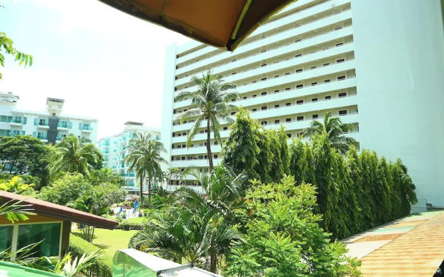 Sukcheewa Residence Phuket