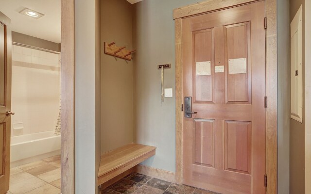 8843 The Springs 2 Bedroom Condo