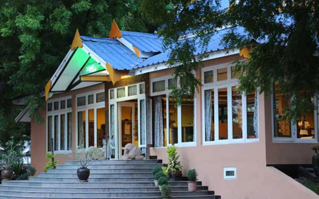 Thante Hotel- Nyaung Oo